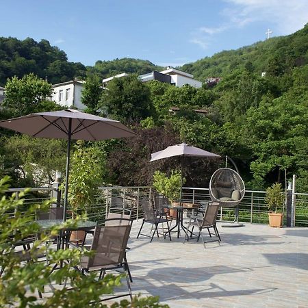 Nira Hotel Gonio Kültér fotó