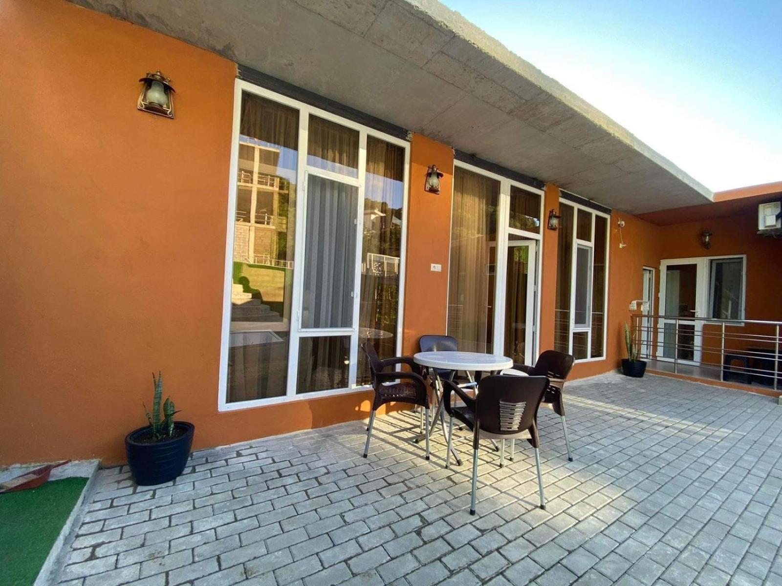 Nira Hotel Gonio Kültér fotó