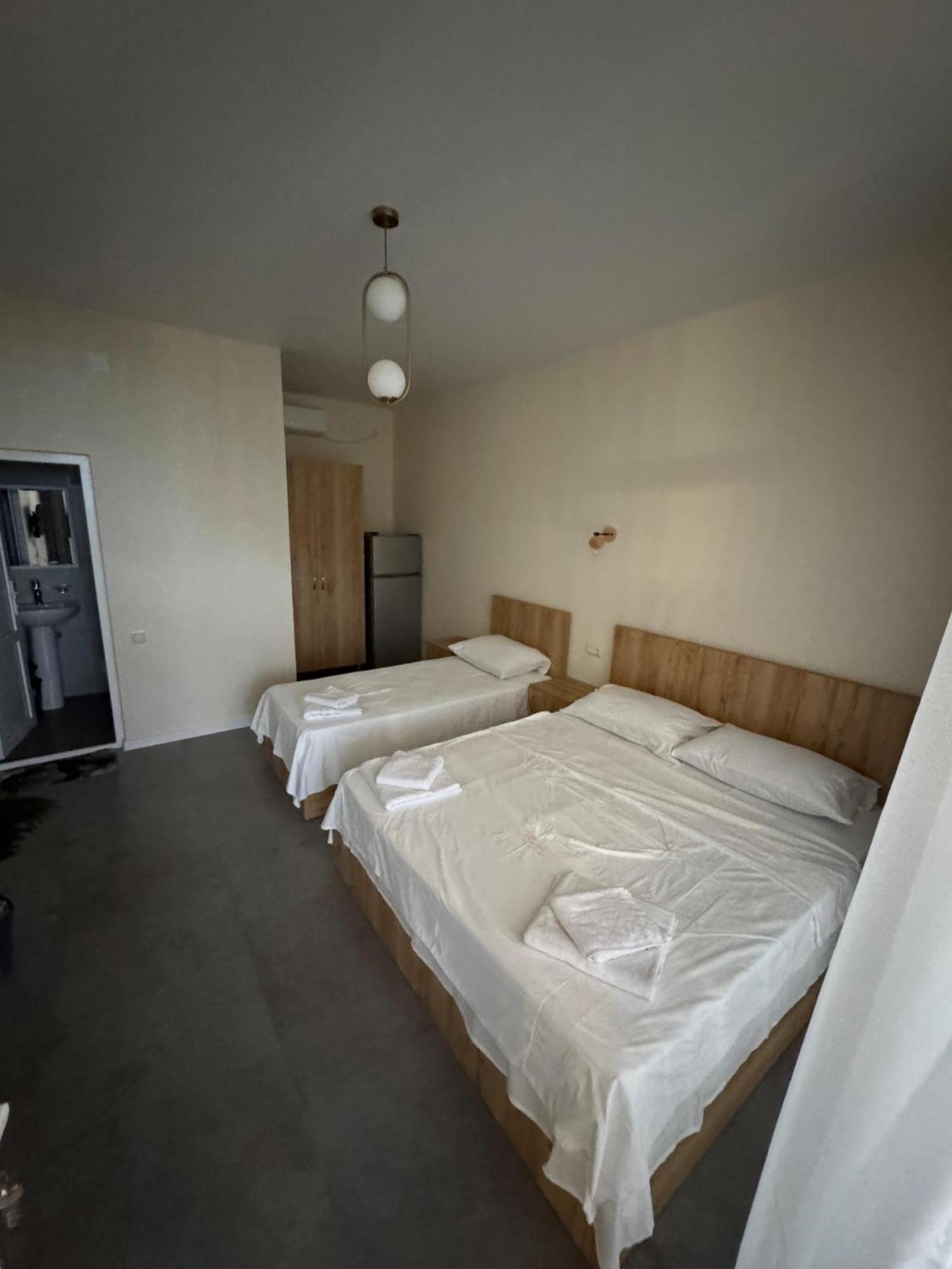 Nira Hotel Gonio Kültér fotó