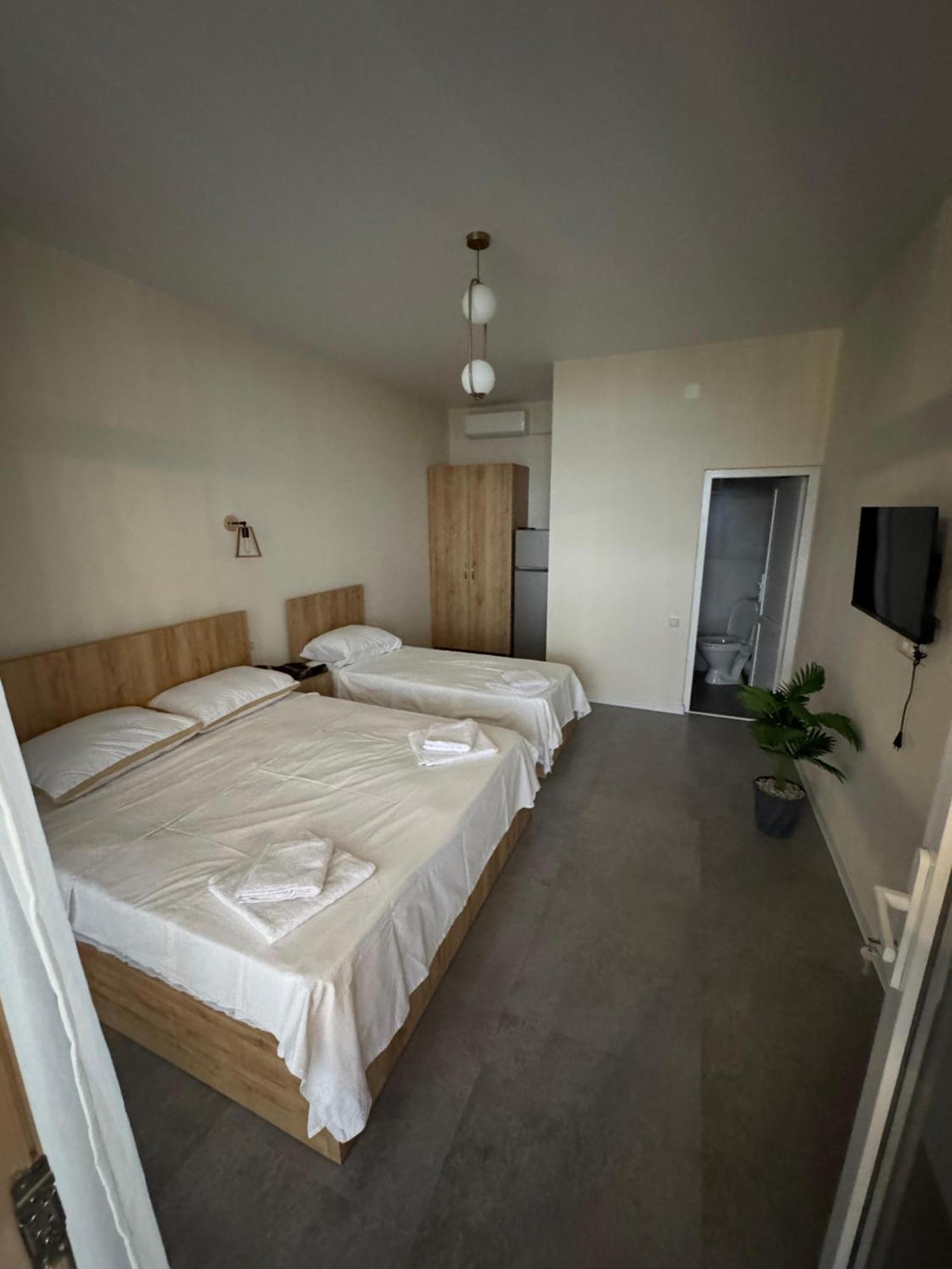 Nira Hotel Gonio Kültér fotó